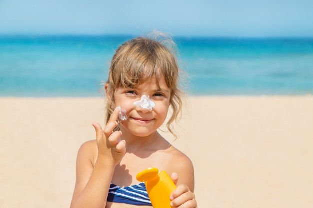 Embracing Natural Substitute to Sunscreen: Protecting without Destroying.