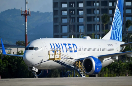 United Airlines flight makes emergency landing in Lagos, 6 injured.