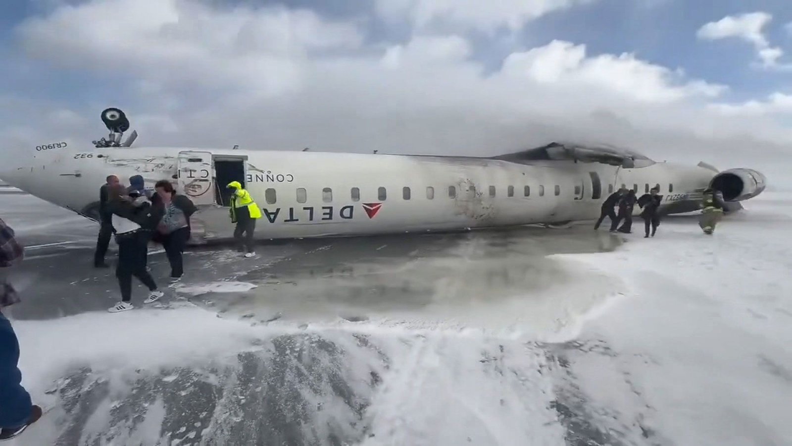 Toronto Pearson Airport Plane Crash Leaves 18 Injured, No Fatalities Reported